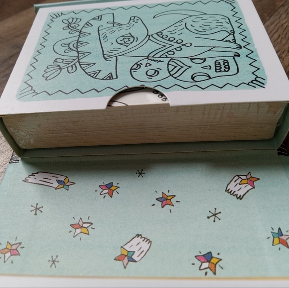 Sugar Skulls Coloring Kit - Picture 4 of 5